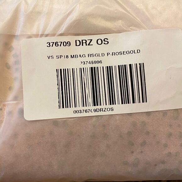 Victoria’s Secret Pink Petal Edge Beauty Cosmetics Bag New With Tags - Picture 2 of 3